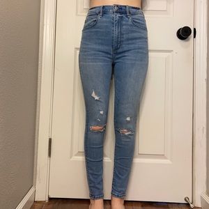 Abercrombie & Fitch High-Waist Skinny Jeans